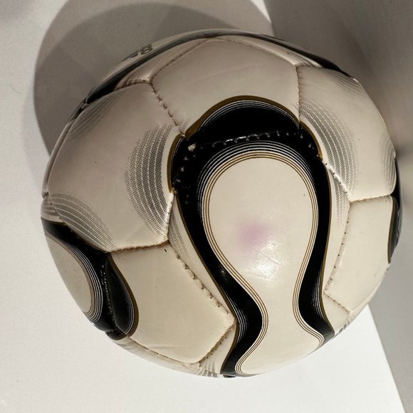 Rare 2006 Germany FIFA World Cup Adidas Teamgeist Mini YAHOO Partner Ball Size 1 - Picture 5 of 5